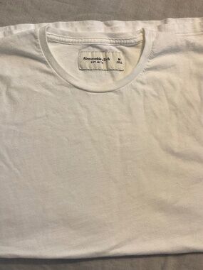 Abercrombie & Fitch Medium t shirt white